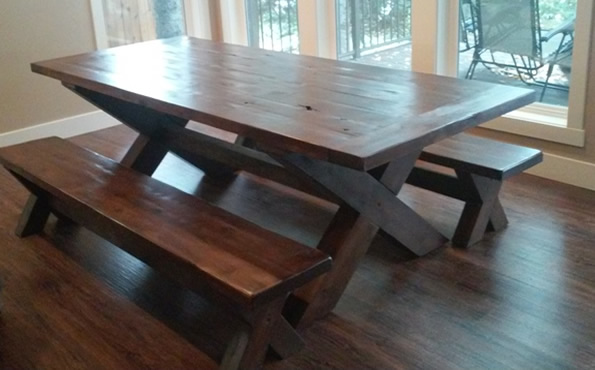Knotty alder table w/benches